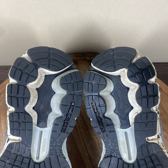 New Balance 860v5 RunDisney 2015 Minnie Mouse Womens Size 7.5 Gray Running Shoes - Picture 8 of 11